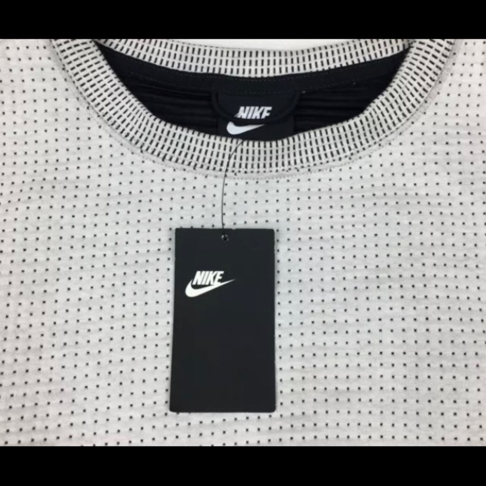 Nike Sportswear City Fleece Cropped Top NWT, - Picture 7 of 12
